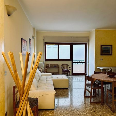 Sea View Apartment Gallipoli Exteriér fotografie