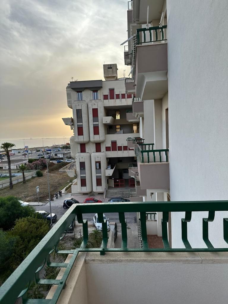 Sea View Apartment Gallipoli Exteriér fotografie
